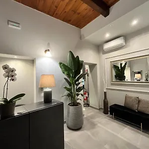 Casa de hóspedes Soha Piazza Di Spagna Boutique, Roma