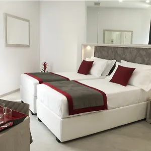 Merulana Holidays ** Roma